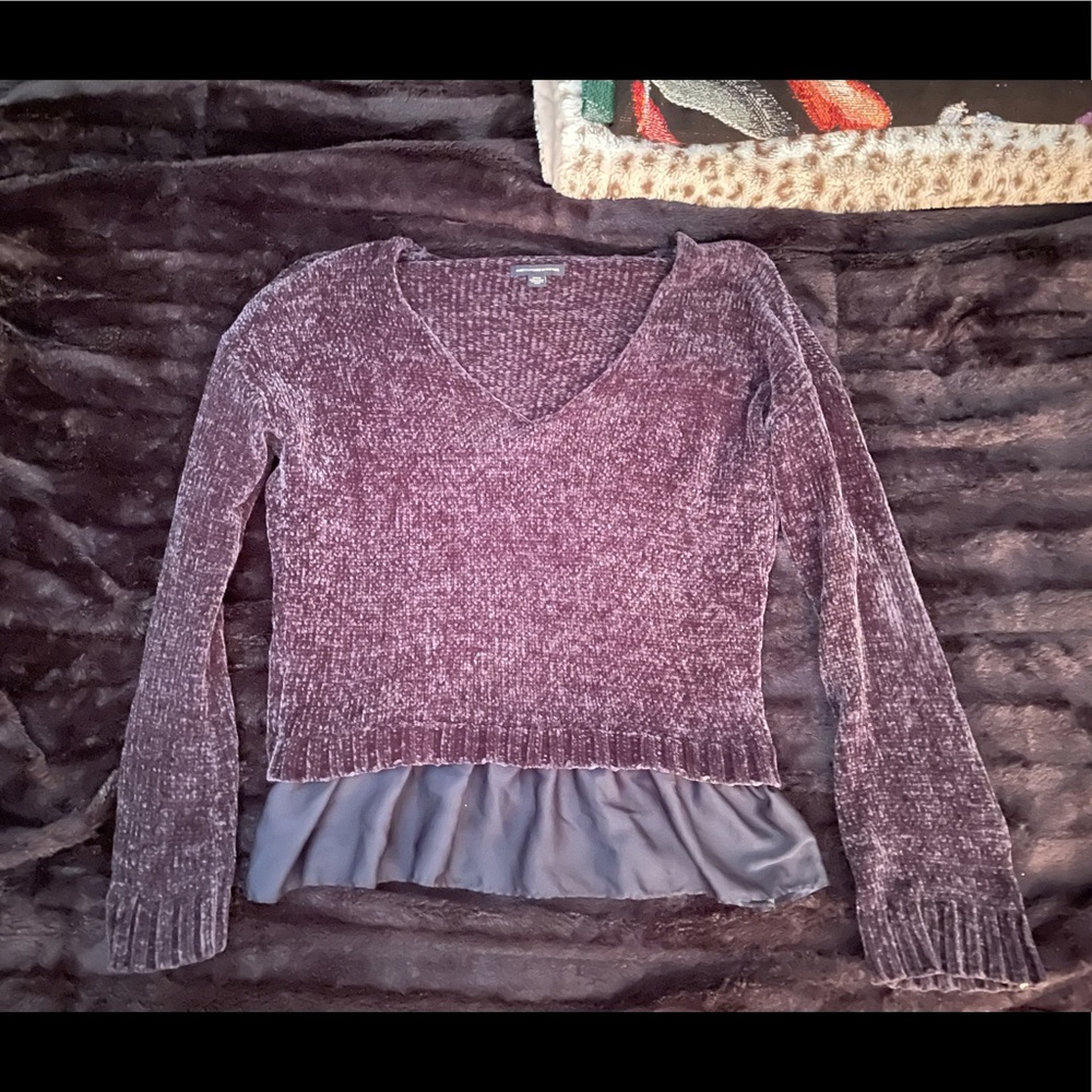 American Eagle sweater, perfect condition.